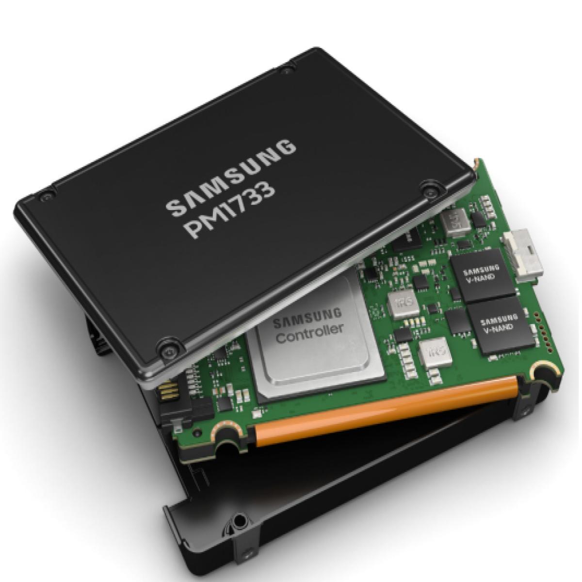 Samsung PM1733 3.84TB 2.5" PCI Express 4.0 NVMe V-NAND
